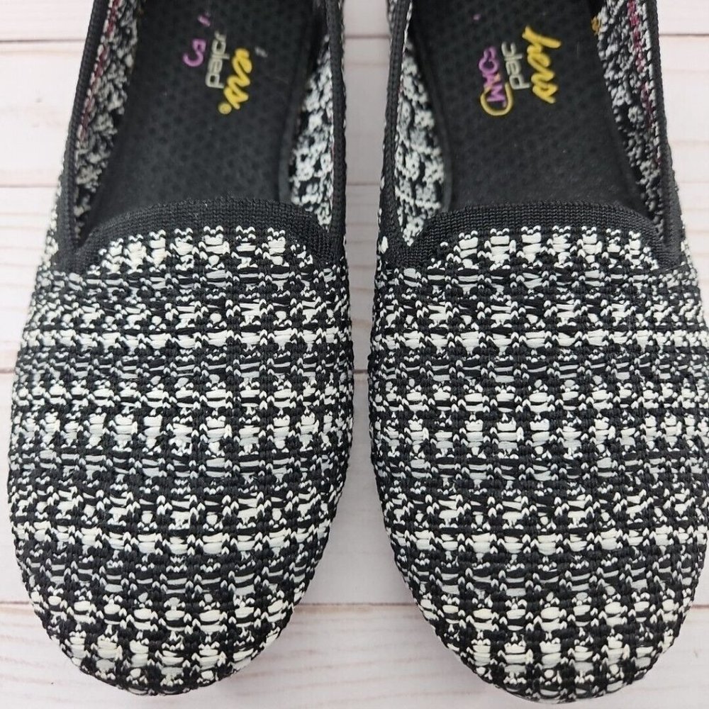 Skechers Cleo Round Our Moment Womens 7 Flat Black White Knit Stretch Fit Shoe - Picture 4 of 9